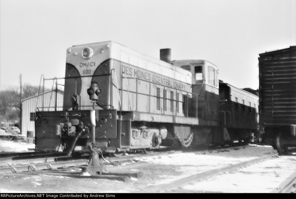 DMCI 600
